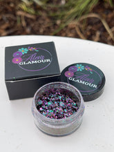 Load image into Gallery viewer, Glam Flakes (Primer Sold Separated)