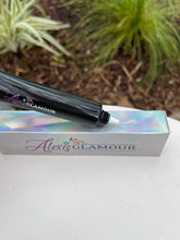 Load image into Gallery viewer, Glam Flakes Primer