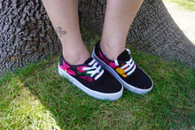 Load image into Gallery viewer, Floral Shoes Black